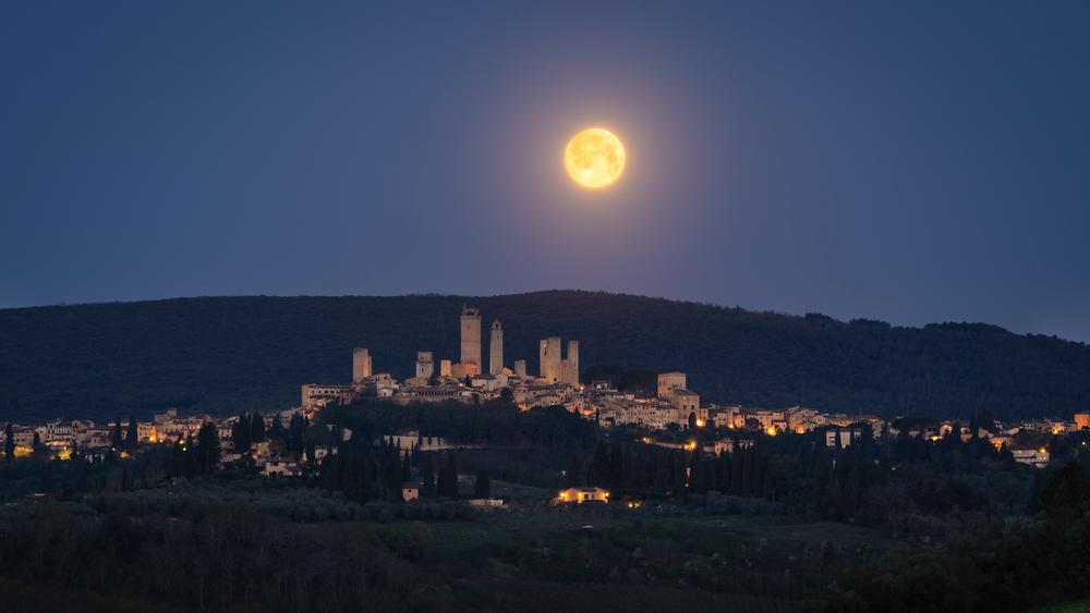 Full moon over San Gimignano, Tuscany, Italy